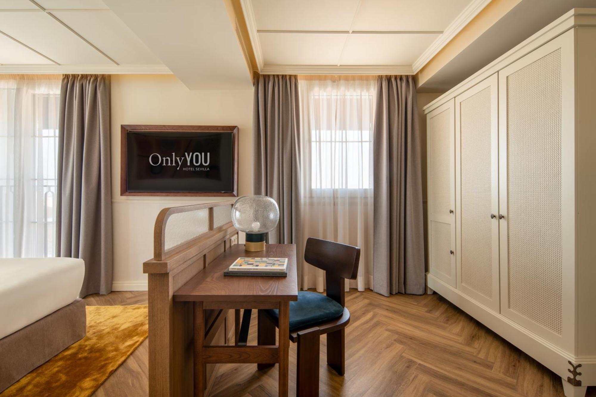 Only 5* Sevilha