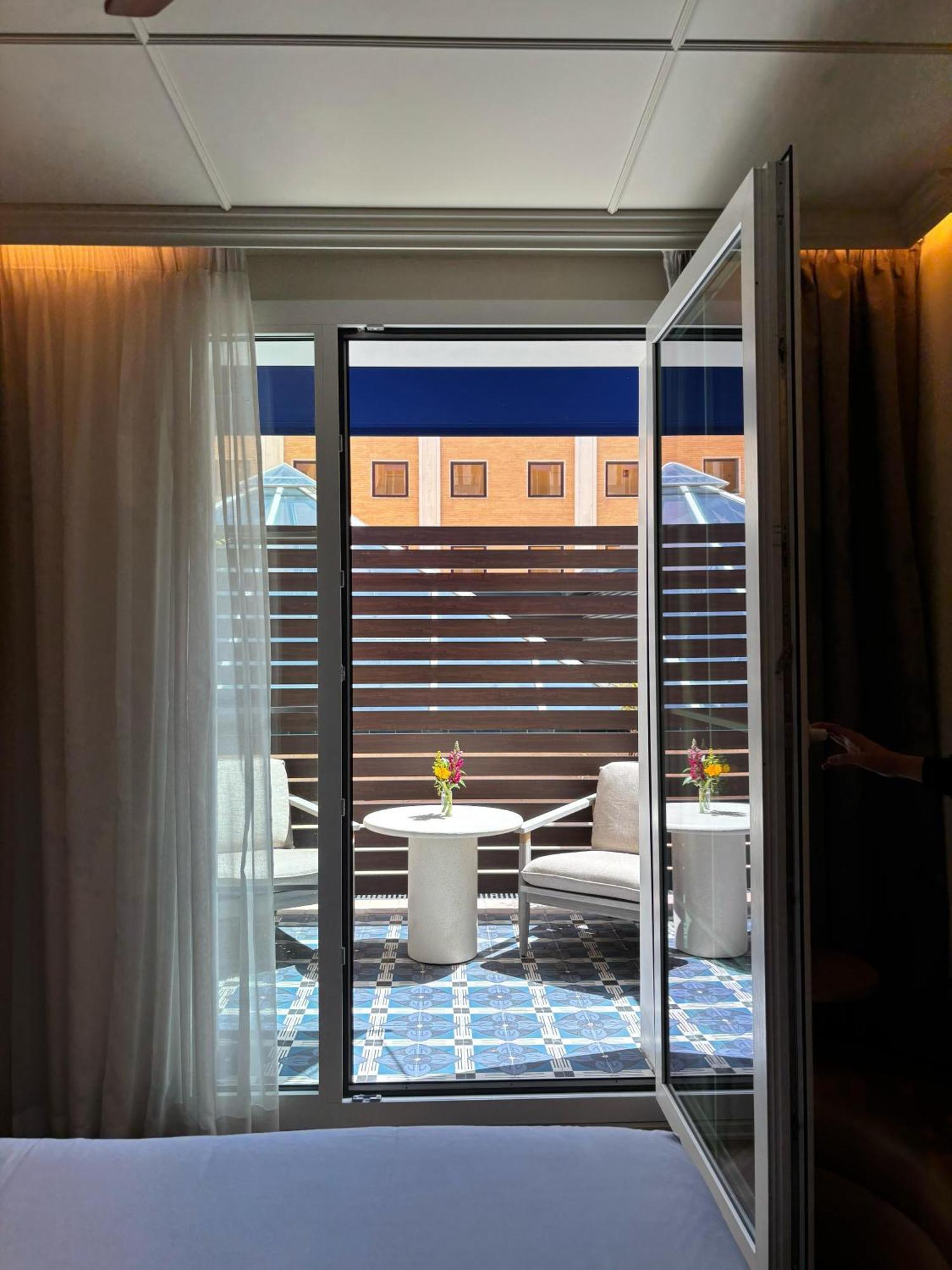 Only Hotel 5*
